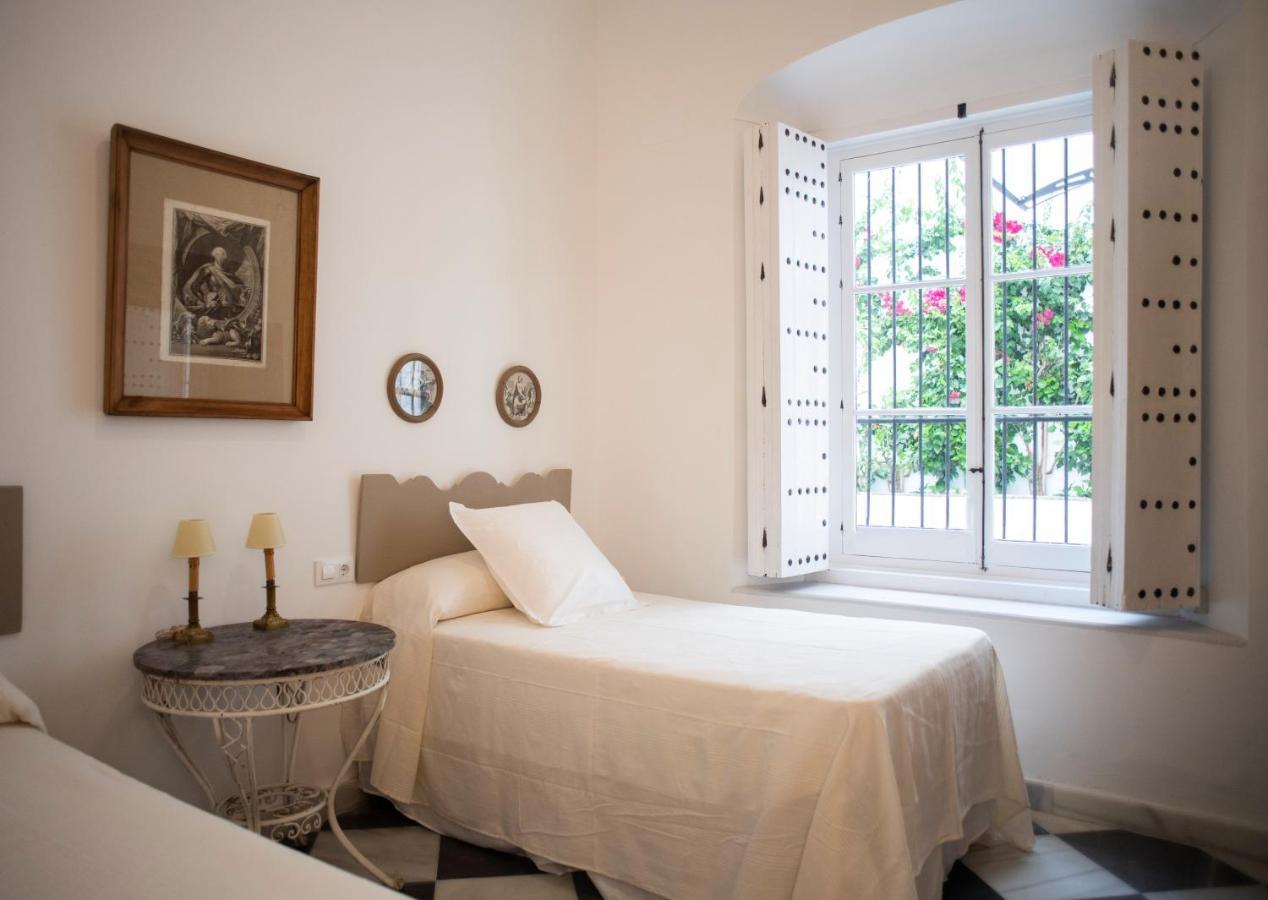Gatu Premium Apartamento Palacio Oneto Con Jardin Privado " Preferente Mayores De 25 Anos Y Familias " เอลปูแอร์โต เด ซานตามาริอา ภายนอก รูปภาพ