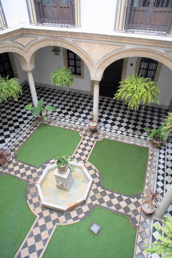 Gatu Premium Apartamento Palacio Oneto Con Jardin Privado " Preferente Mayores De 25 Anos Y Familias " เอลปูแอร์โต เด ซานตามาริอา ภายนอก รูปภาพ