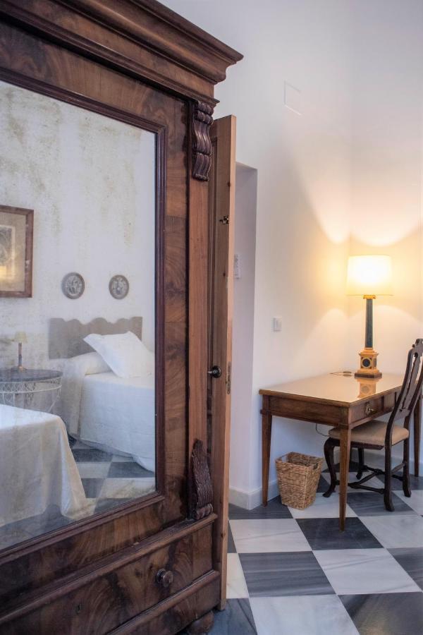 Gatu Premium Apartamento Palacio Oneto Con Jardin Privado " Preferente Mayores De 25 Anos Y Familias " เอลปูแอร์โต เด ซานตามาริอา ภายนอก รูปภาพ